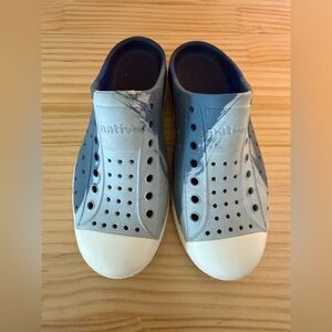 Native Two-Tone Blue and White Slip-Ons